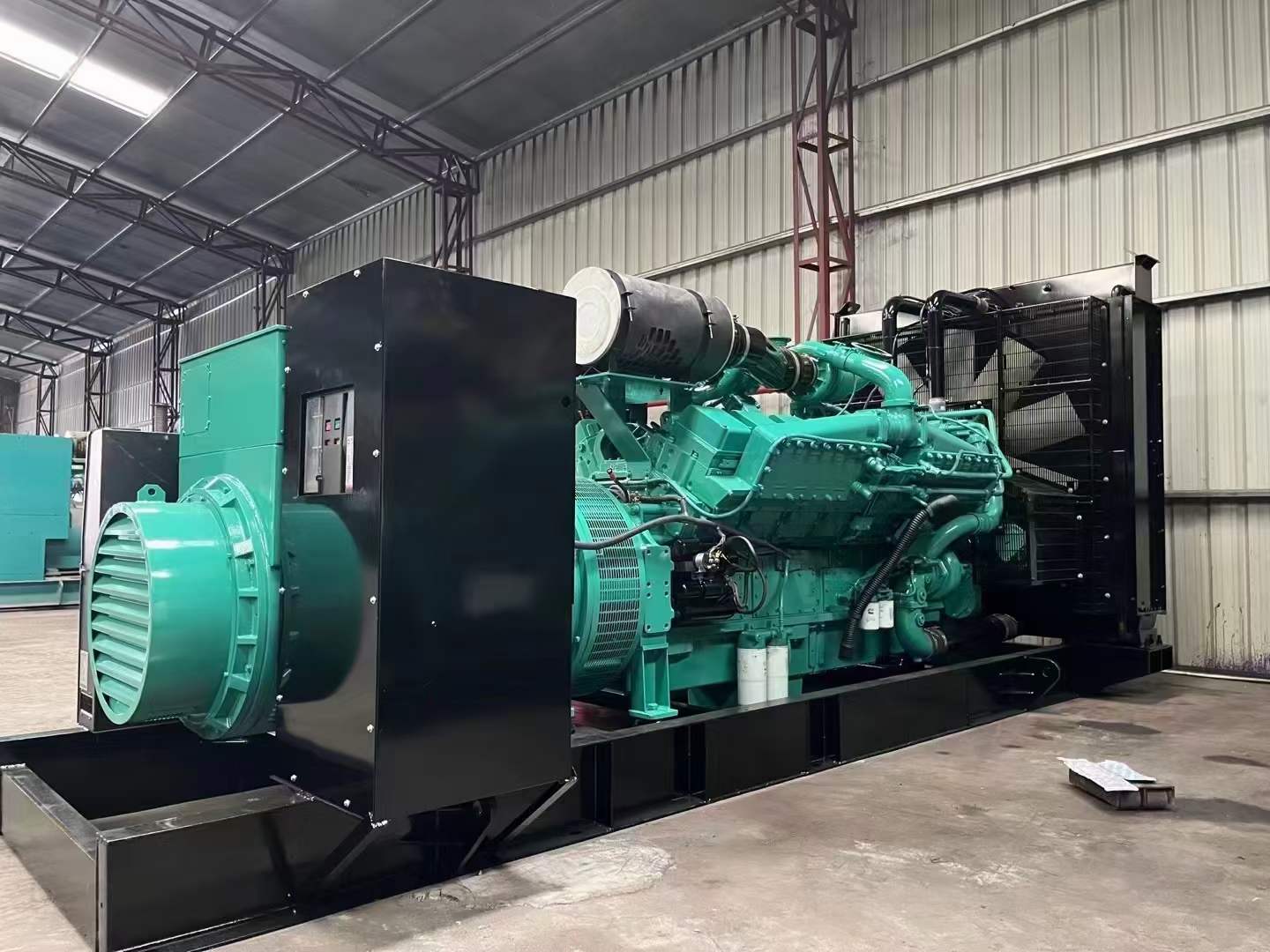 萧县如何降低 800kW 柴油发电机输出电流的波动？