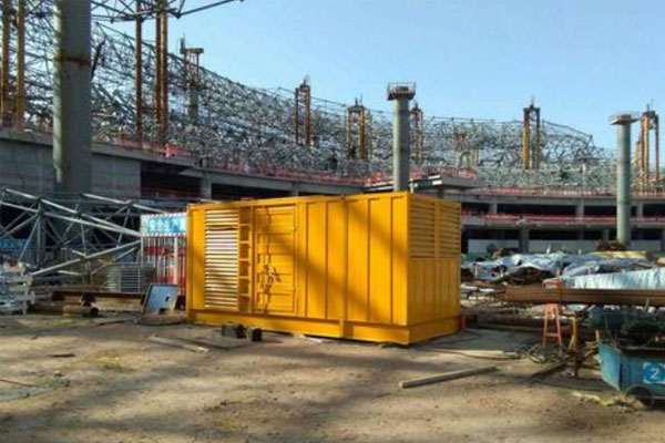 萧县发电机出租如何判断空气滤清器是否需要更换？