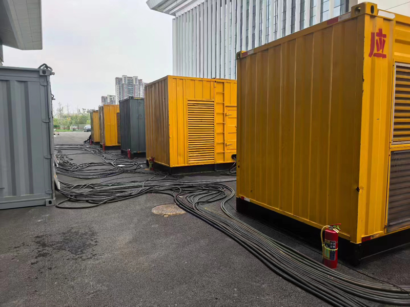 萧县柴油发电机组冬季保养有哪些注意事项？